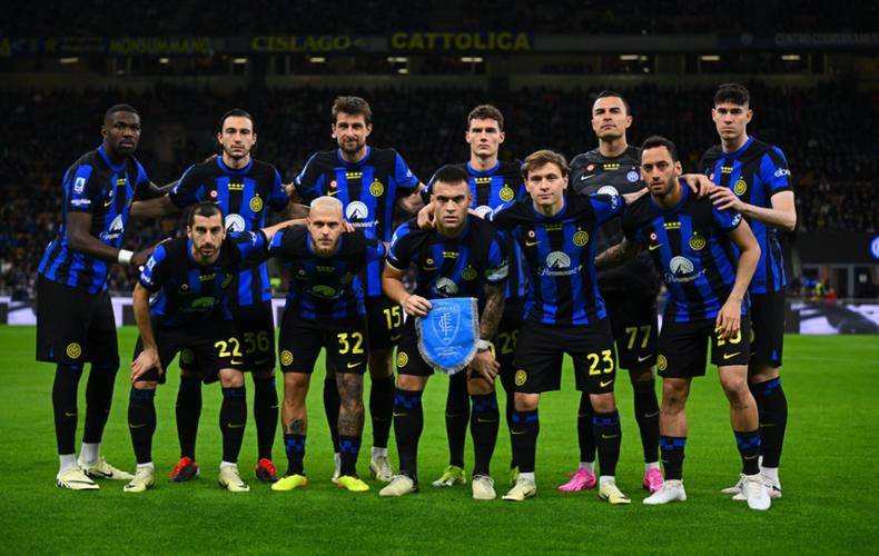 更加凝重而 更加凝重而