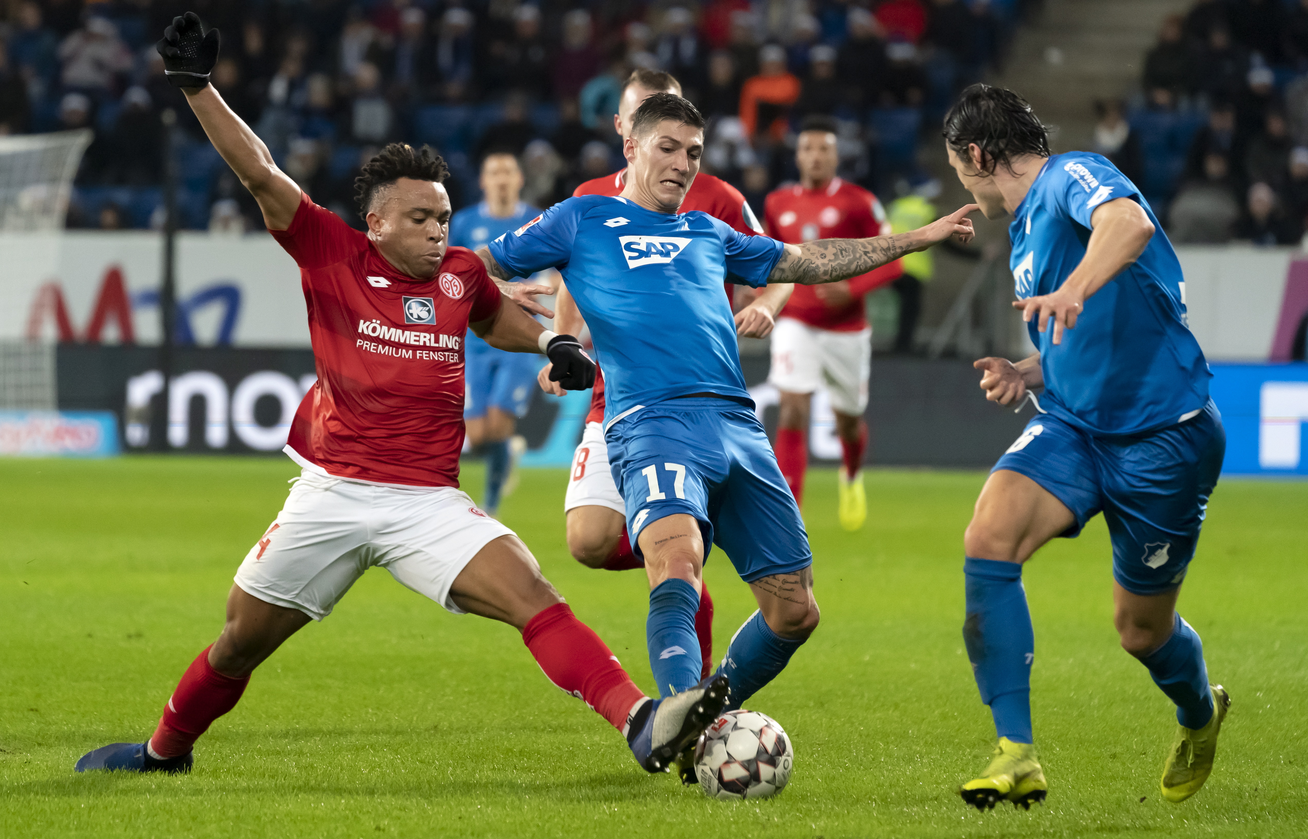 他的一名队 他的一名队