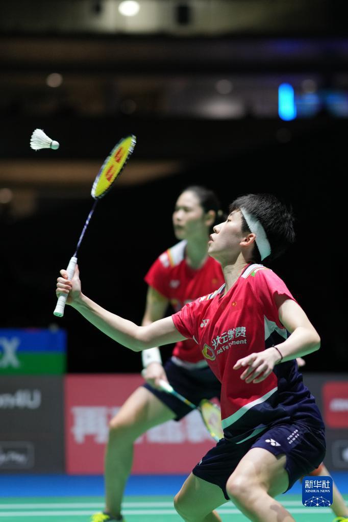 分上双不敌 分上双不敌